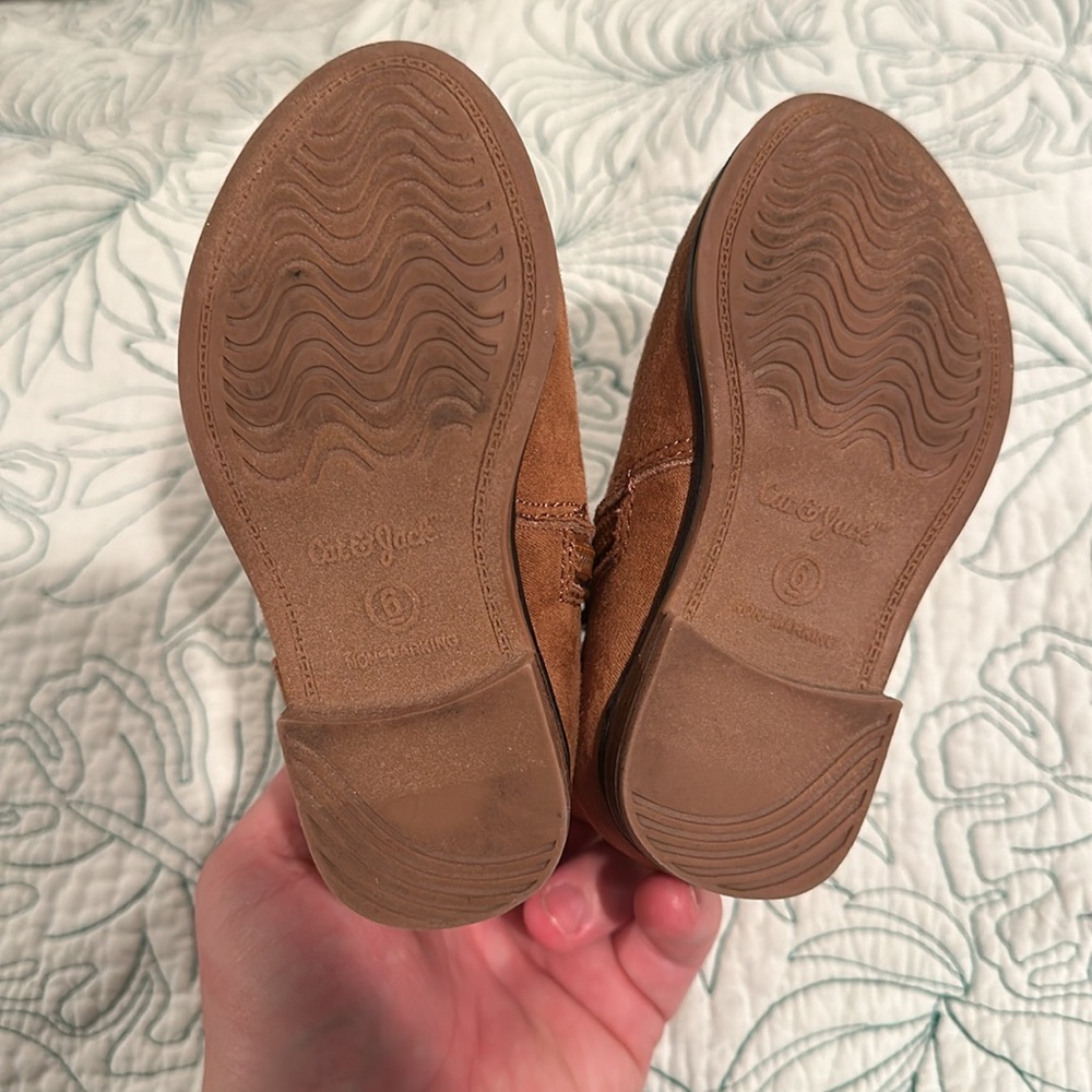 Cat & Jack Booties - Picture 4 of 4